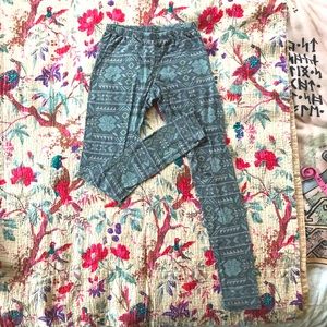 Pixel print leggings